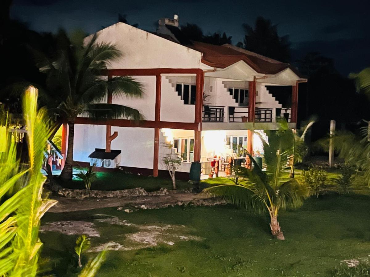 Cabilao Sunset Dive & Beach Resort Loon Kültér fotó