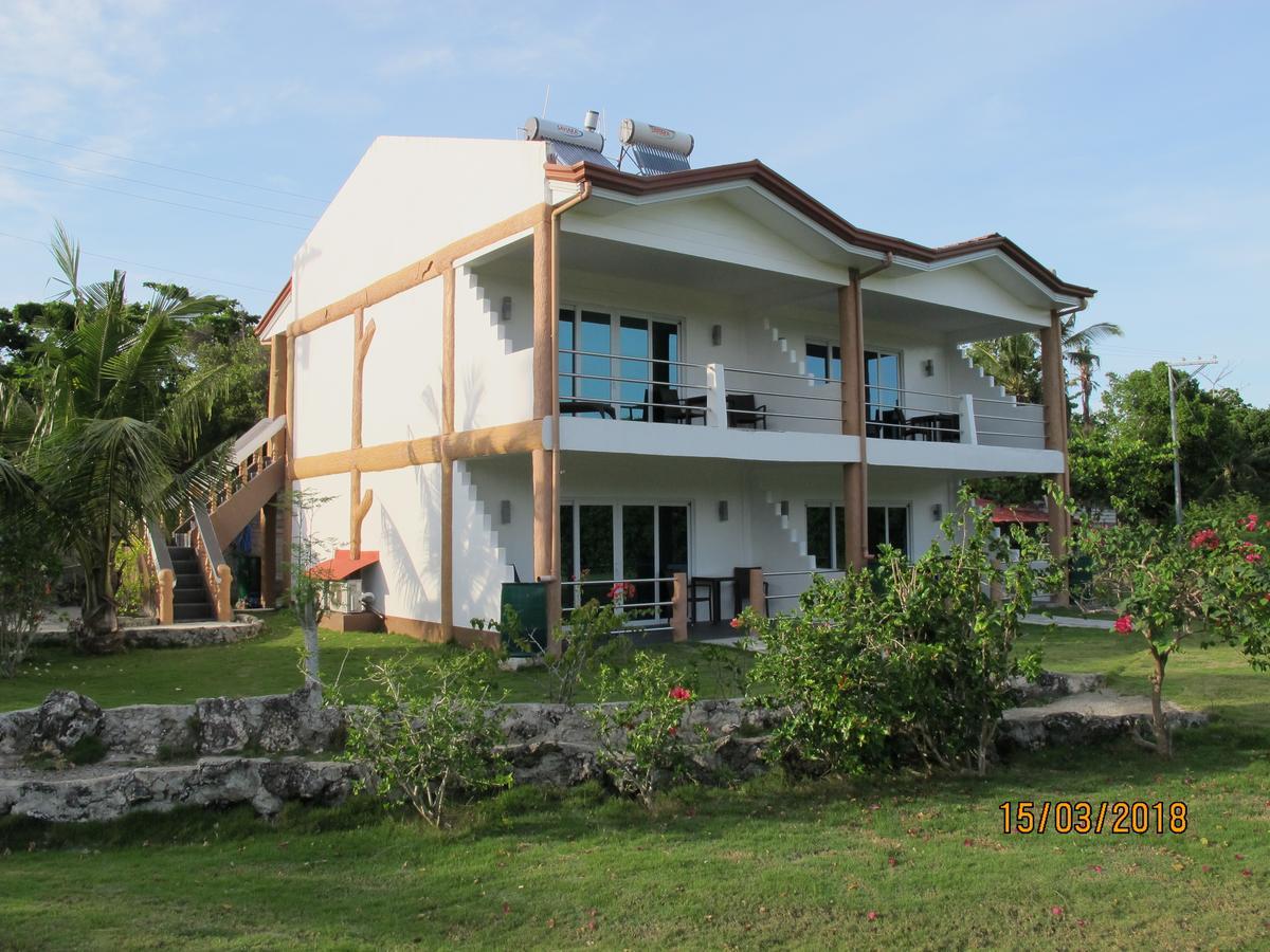 Cabilao Sunset Dive & Beach Resort Loon Kültér fotó
